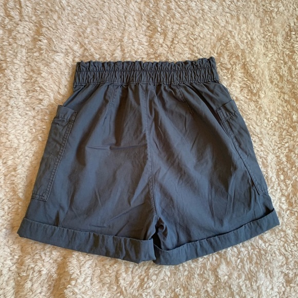 GAP High Rise Utility Short - Picture 6 of 12